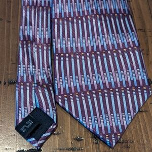 Giorgio Bissoni 100% Silk tie